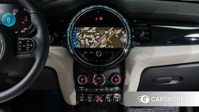 Mini Cooper S 2023 Белый из Кореи, фото 5