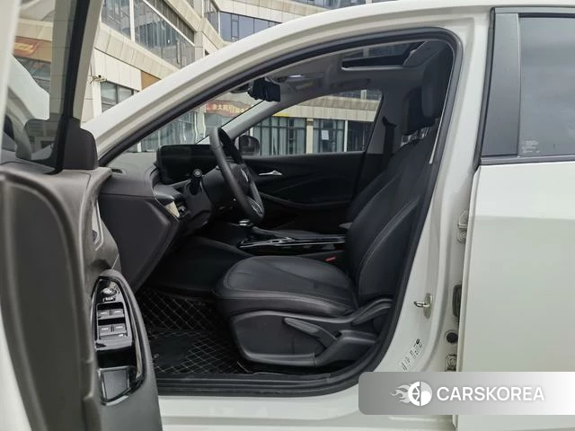 Buick Weilang 2023 Белый из Китая, фото 5