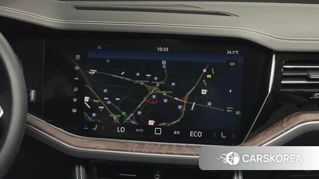 Volkswagen Touareg 3rd generation 2025 Черный из Кореи, фото 5
