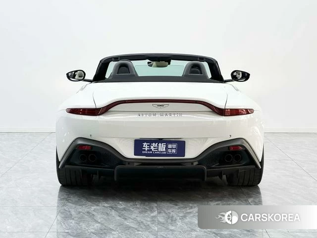 Aston Martin Vantage 2022 Белый из Китая, фото 5
