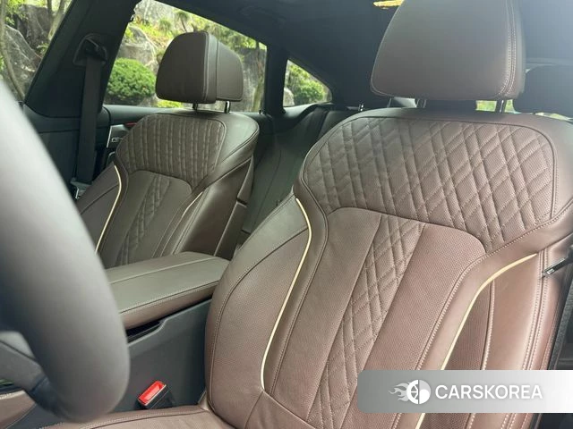 BMW 6 Series GT (G32) 2020 Черный из Кореи, фото 5