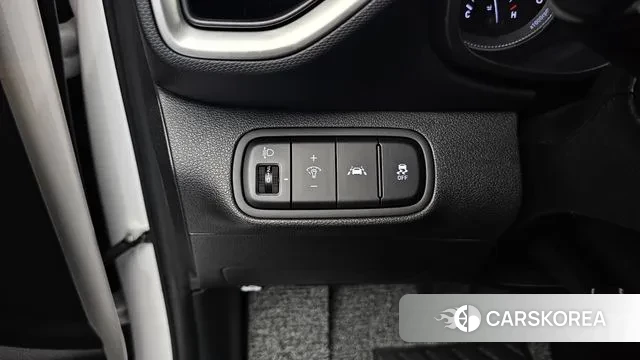 Hyundai Venue 2019 Белый из Кореи, фото 5