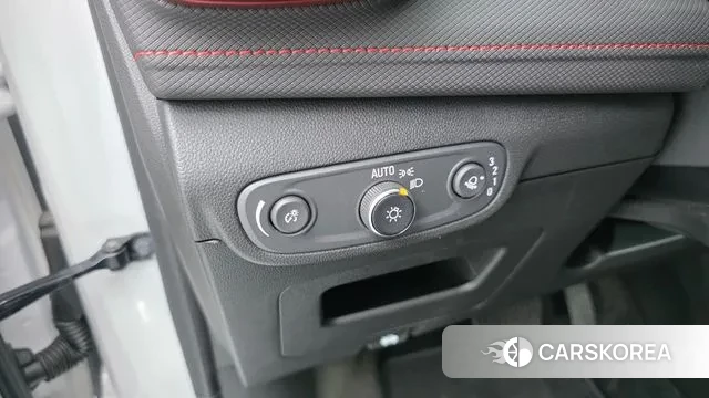 Chevrolet (GM Daewoo) The New Trail Blazer 2024 Белый из Кореи, фото 5