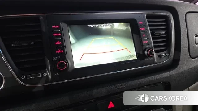 Kia The New Carnival 2018 Серебристо-серый из Кореи, фото 5