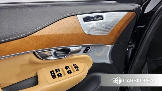 Volvo XC90 second Generation 2018 Черный из Кореи, фото 5
