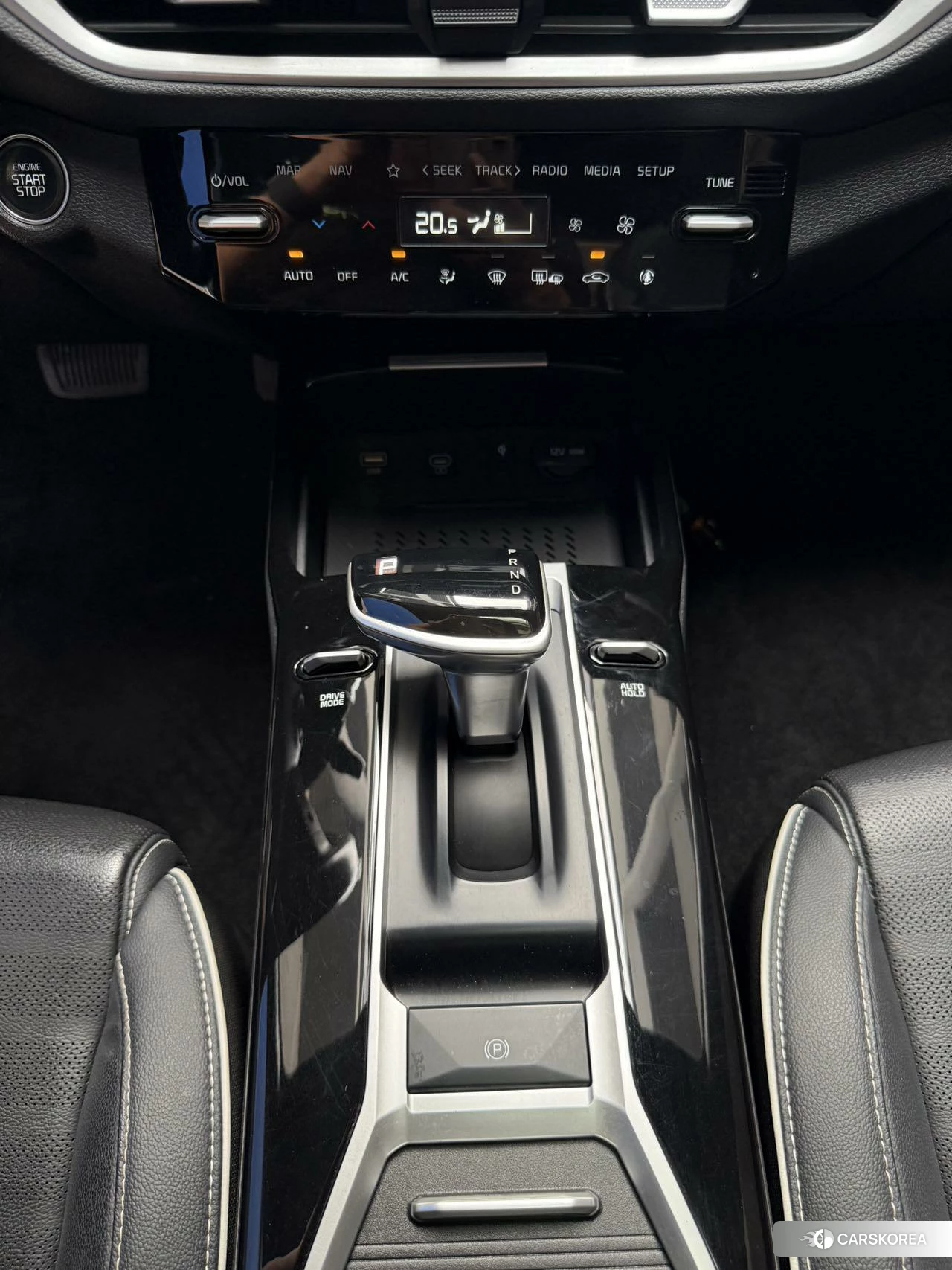 Kia K3 2023 Белый из Китая, фото 5