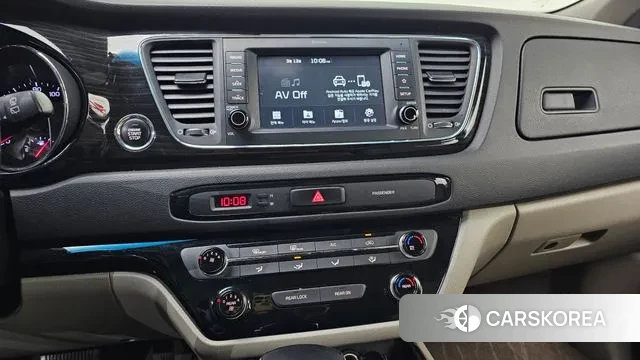 Kia The New Carnival 2019 Белый из Кореи, фото 5