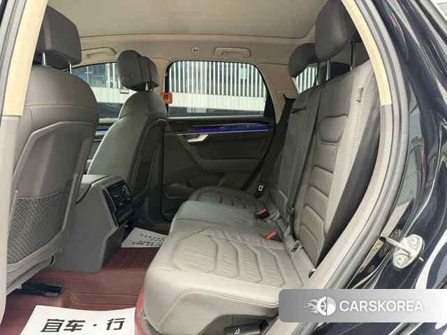 Volkswagen Touareg 2021 Черный из Китая, фото 5