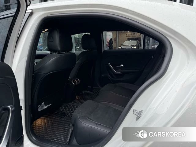 Mercedes-Benz Class A 2021 Белый из Китая, фото 5