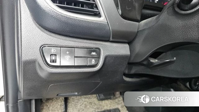 Kia Seltos 2022 Белый из Кореи, фото 5