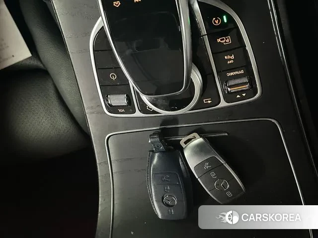 Mercedes-Benz C-Class W205 2021 Черный из Кореи, фото 5