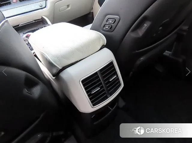 Kia Sportage 5th Generation 2022 Белый из Кореи, фото 5