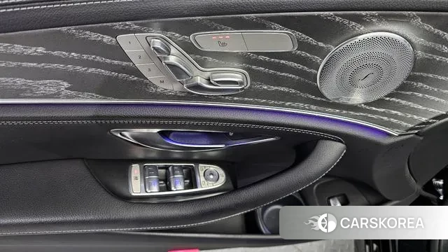 Mercedes-Benz E-Class W213 2021 Черный из Кореи, фото 5