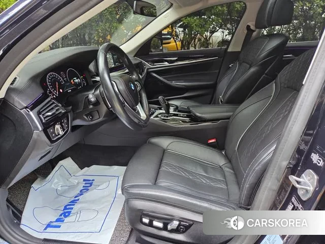 BMW 5 Series (G30) 2019 Синий из Кореи, фото 5