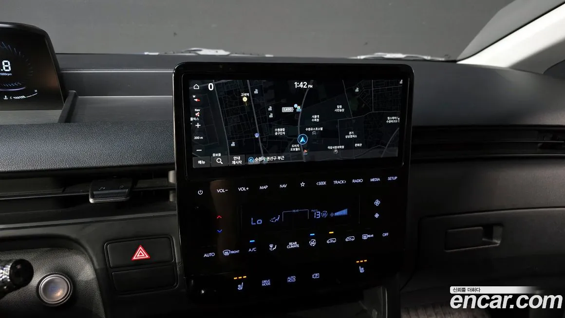 Hyundai Staria 2021 Серебряный из Кореи, фото 5