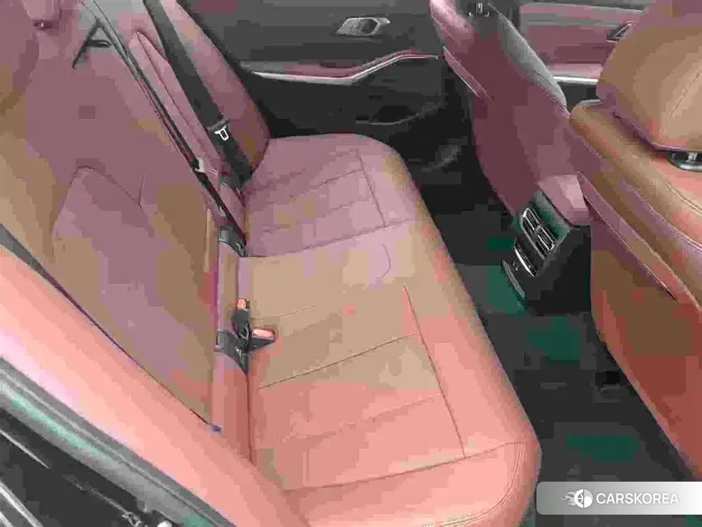 BMW 3 series 2025 Черный из Китая, фото 5