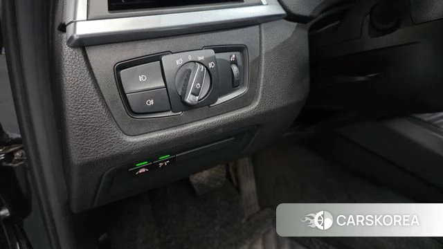 BMW 3 Series (F30) 2018 Черный из Кореи, фото 5