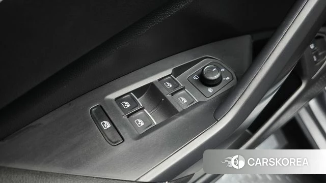 Volkswagen 7th Generation of Jetta 2023 Серый из Кореи, фото 5