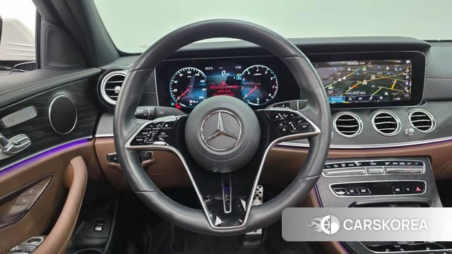 Mercedes-Benz E-Class W213 2023 Белый из Кореи, фото 5