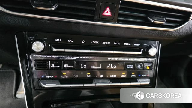 Kia K7 Premier Hybrid 2019 Белый из Кореи, фото 5