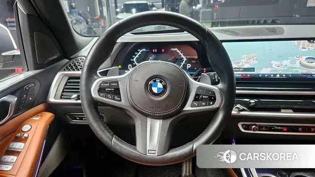 BMW X7 (G07) 2023 Белый из Кореи, фото 5