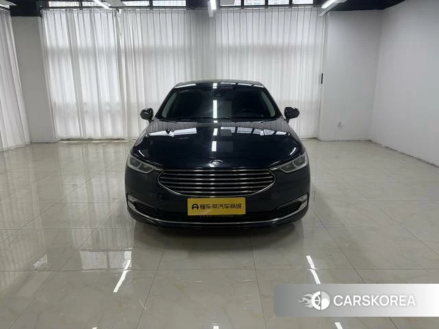 Ford Taurus 2021 Синий из Китая, фото 5
