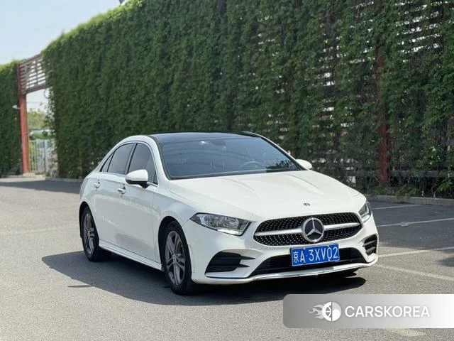 Mercedes-Benz Class A 2022 Белый из Китая, фото 5