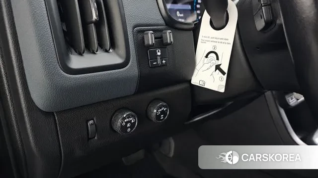 Chevrolet (GM Daewoo) Real New Colorado 2022 Черный из Кореи, фото 5