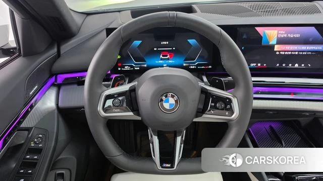 BMW 5 Series (G60) 2024 Белый из Кореи, фото 5