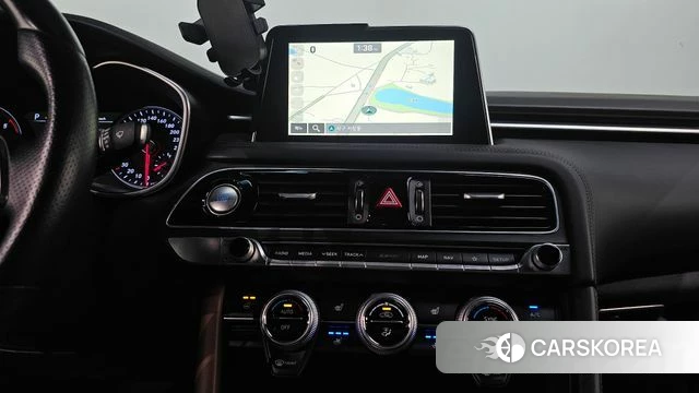 Genesis G70 2018 Черный из Кореи, фото 5