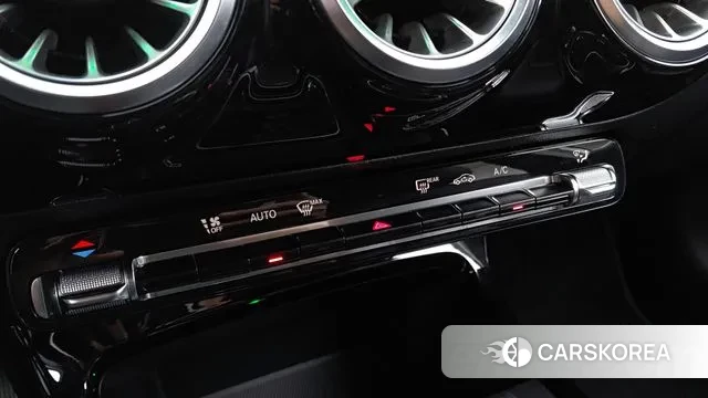 Mercedes-Benz A-Class W177 2022 Белый из Кореи, фото 5