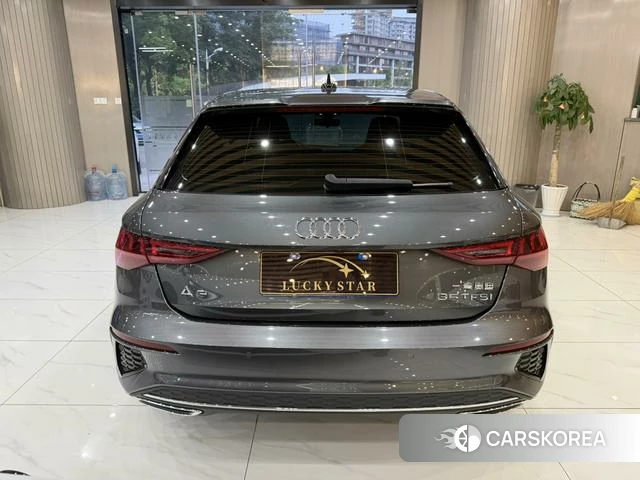 Audi A3 2023 Темно-серый из Китая, фото 5