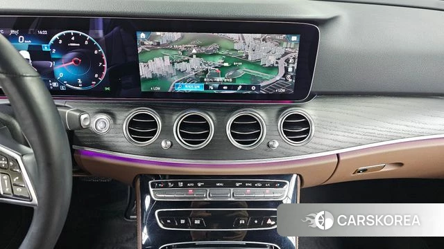 Mercedes-Benz E-Class W213 2022 Синий из Кореи, фото 5