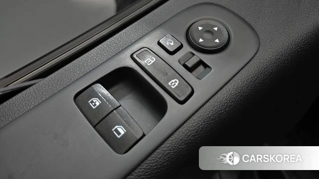 Hyundai Staria 2021 Серебряный из Кореи, фото 5