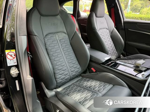 Audi RS 6 2021 Черный из Китая, фото 5