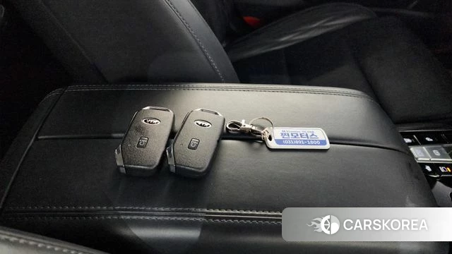 Kia K7 Premier Hybrid 2019 Белый из Кореи, фото 5