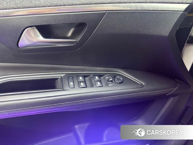 Peugeot 3008 second generation 2018 Белый из Кореи, фото 5