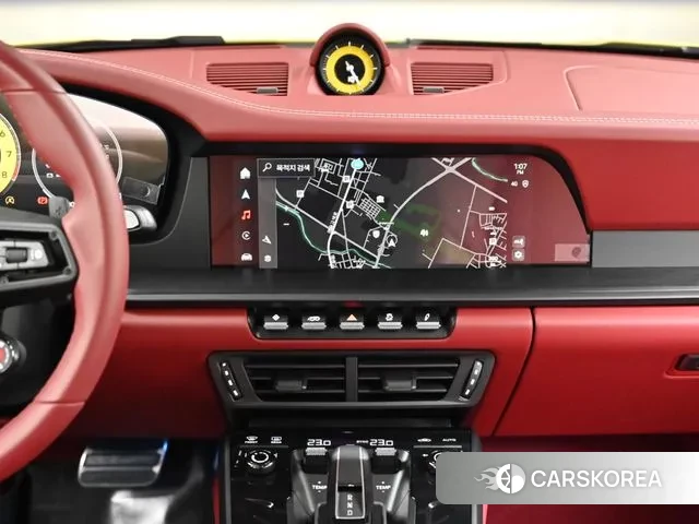 Porsche 911(992) 2025 Желтый из Кореи, фото 5