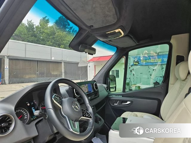Mercedes-Benz Sprinter 2023 Черный из Кореи, фото 5