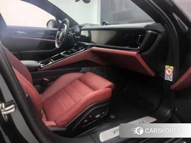 Porsche Panamera id 3920637 из Китая 5