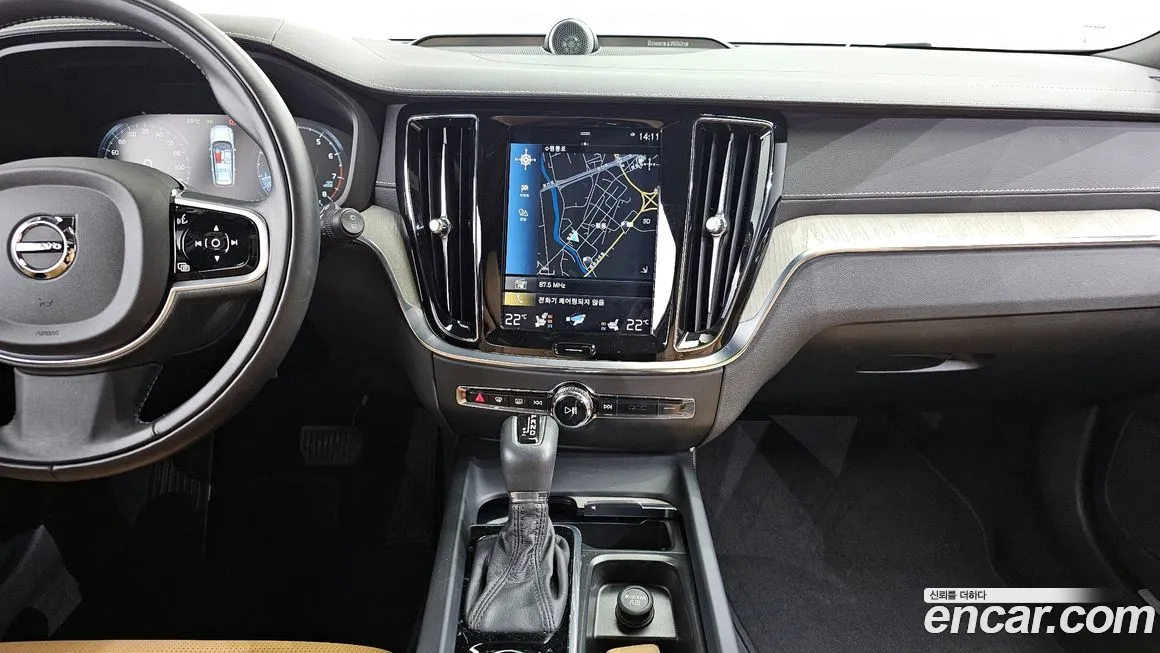 Volvo V60 Cross-Country 2nd Generation 2019 Серый из Кореи, фото 5