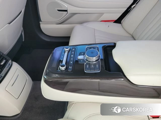 Genesis EQ900 2018 Черный из Кореи, фото 5