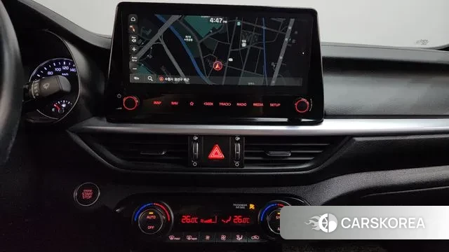 Kia The New K3 2nd generation 2023 Белый из Кореи, фото 5