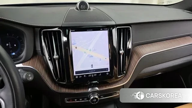 Volvo XC60 second Generation 2022 Синий из Кореи, фото 5