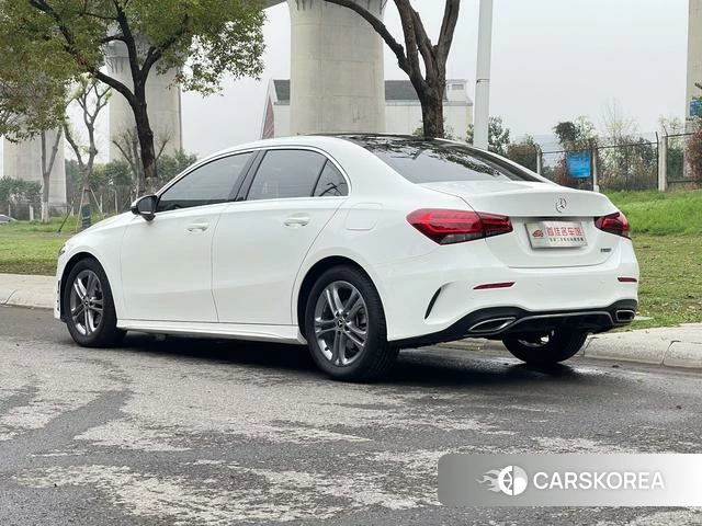 Mercedes-Benz Class A 2023 Белый из Китая, фото 5