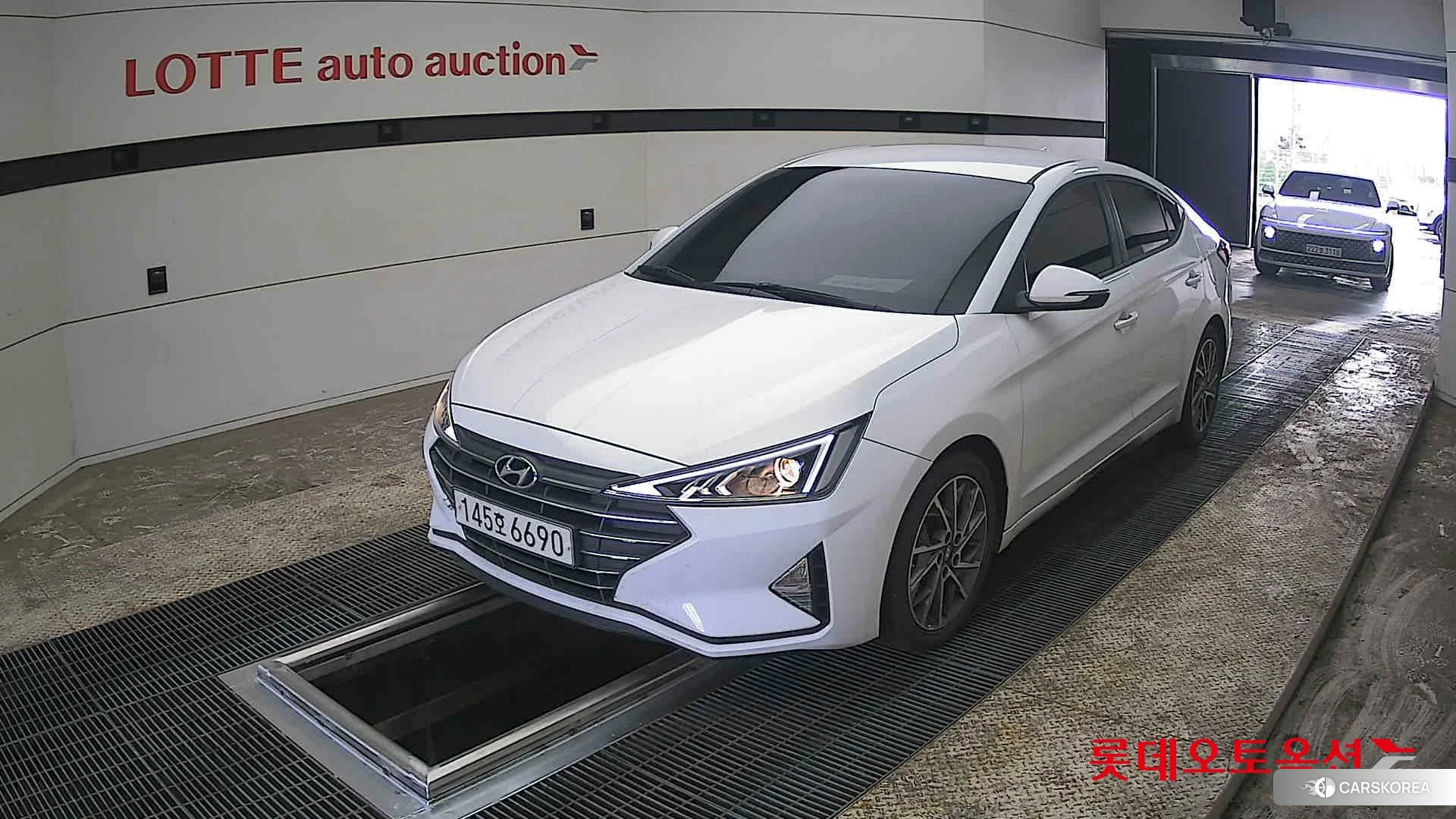 Hyundai Avante 2020 Polar White из Кореи, фото 5