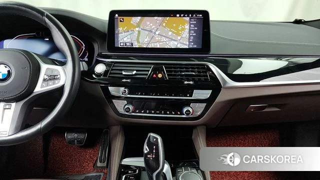 BMW 5 Series (G30) 2021 Серый из Кореи, фото 5