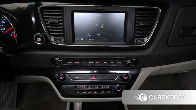 Kia The New Carnival 2019 Белый из Кореи, фото 5