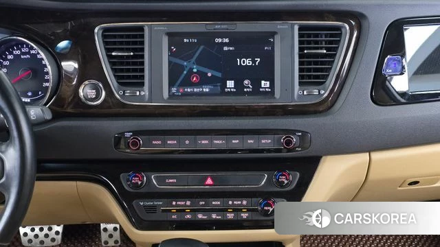 Kia The New Carnival 2018 Белый из Кореи, фото 5