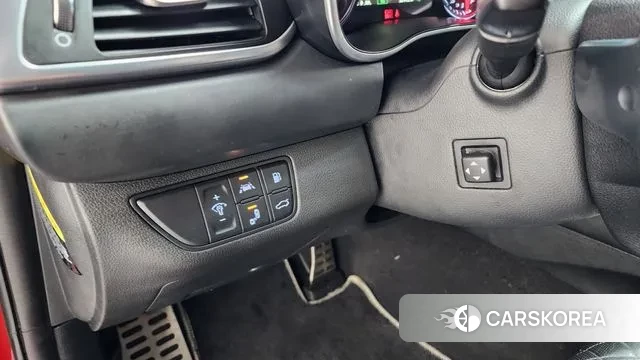 Genesis G70 2018 Красный из Кореи, фото 5